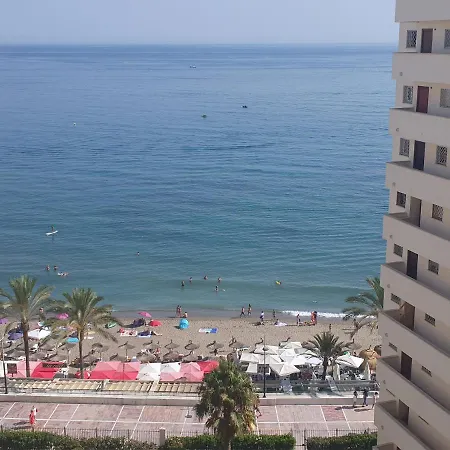 Neptuno 403. Wonderful One-bedrooms With Sea Views شقة ماربيا