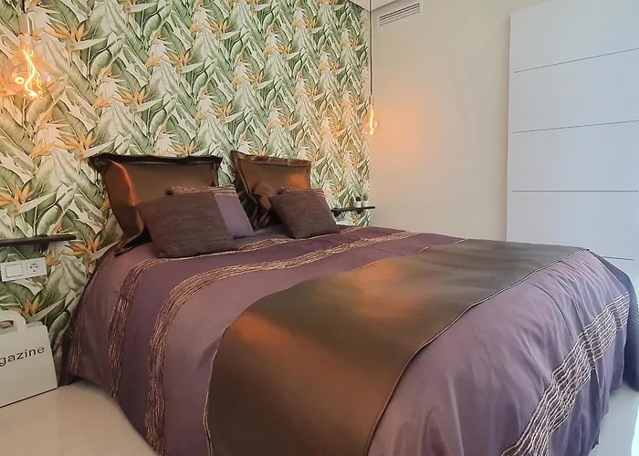 Neptuno 403. Wonderful One-bedrooms With Sea Views Marbella