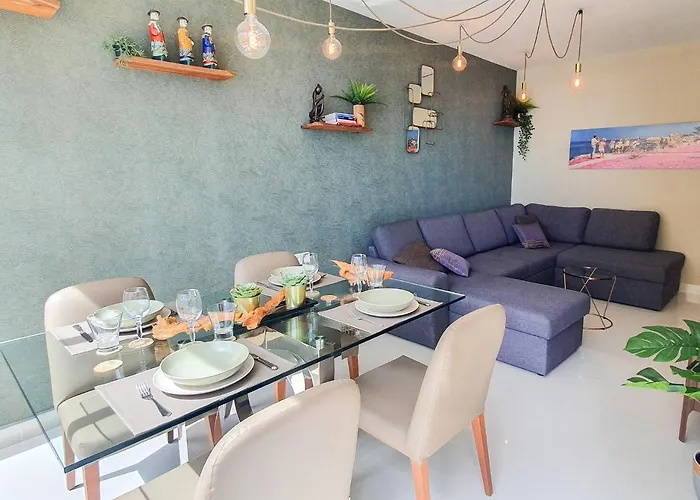 Neptuno 403. Wonderful One-bedrooms With Sea Views *